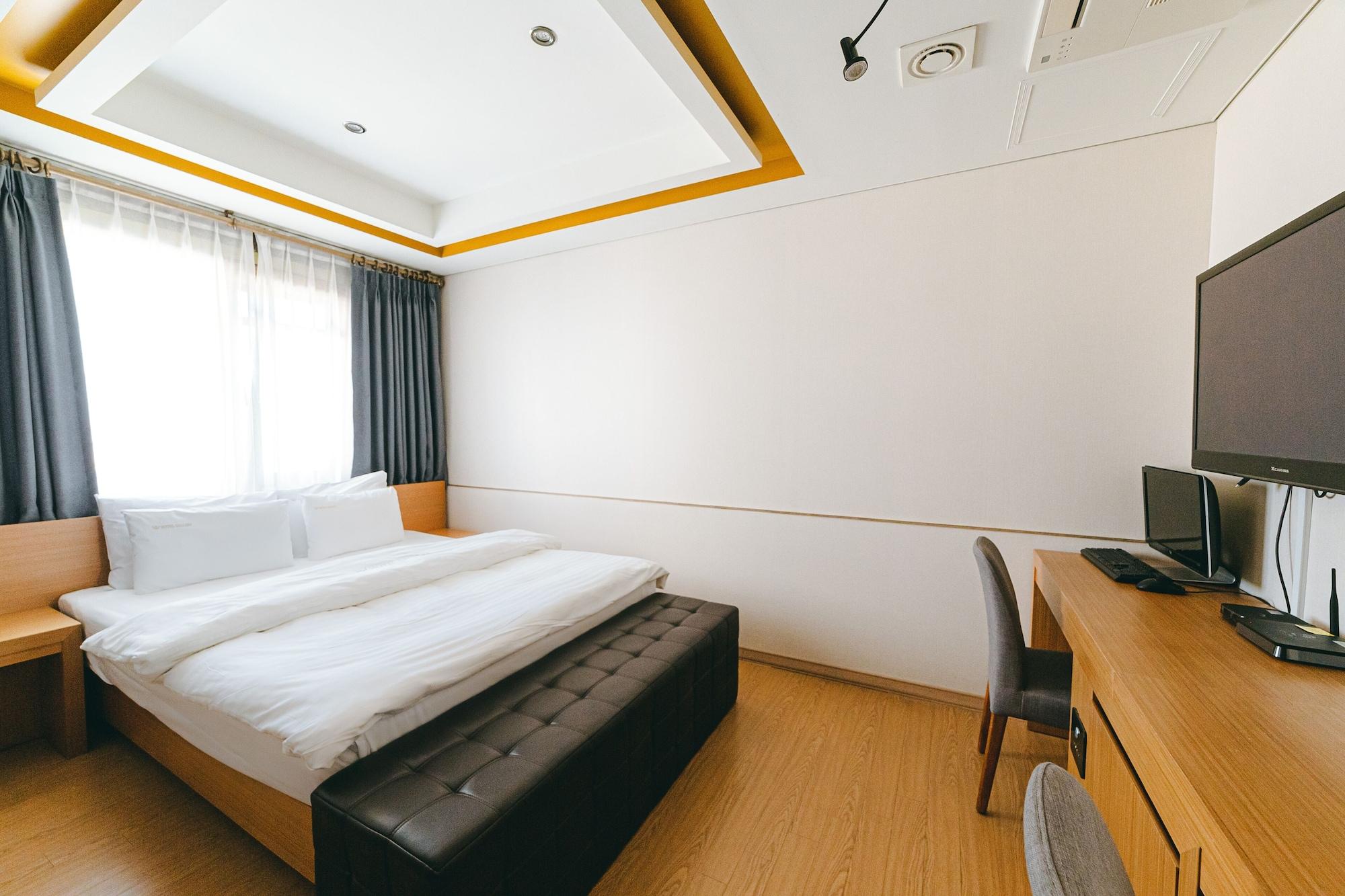 Gallery Tourist Hotel Tongyeong Eksteriør billede