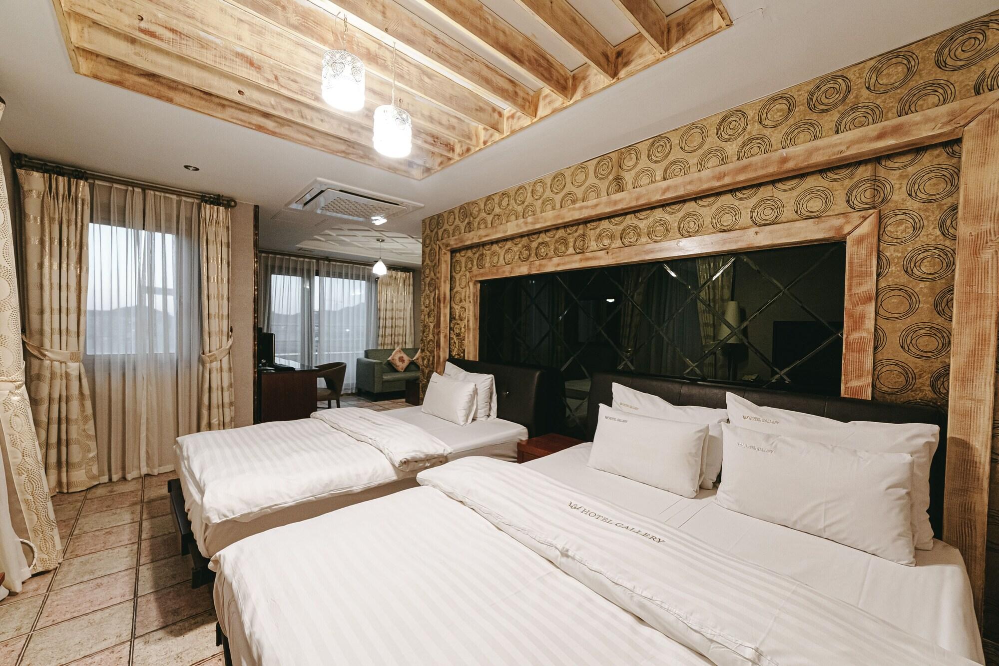 Gallery Tourist Hotel Tongyeong Eksteriør billede