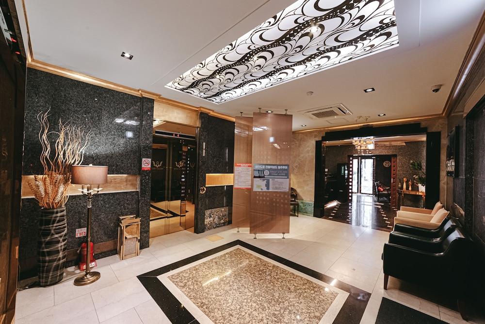 Gallery Tourist Hotel Tongyeong Eksteriør billede